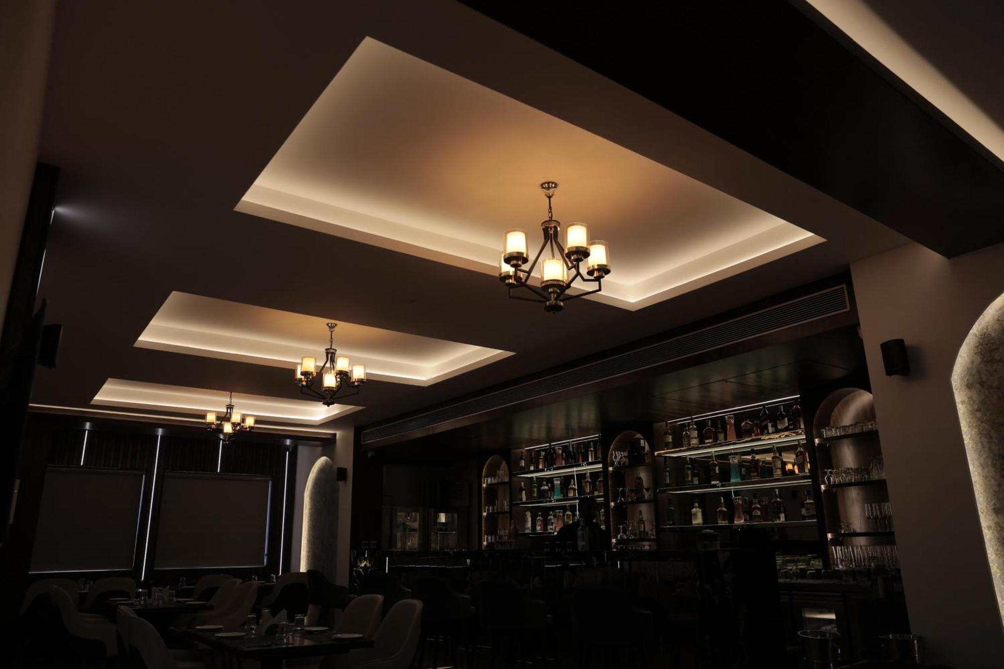 Hotel Carnival Parbhani Екстер'єр фото
