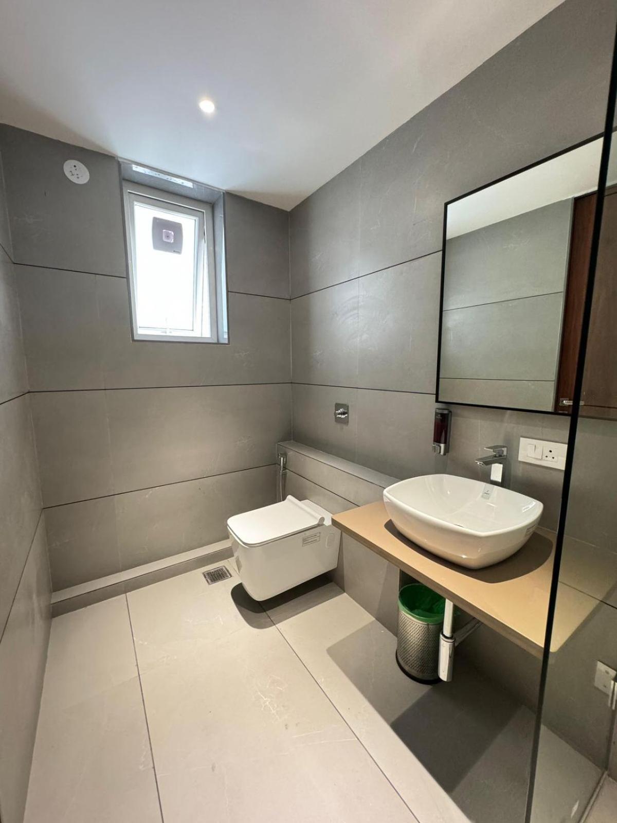 Hotel Carnival Parbhani Екстер'єр фото